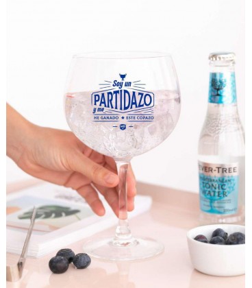 KIT DE GIN TONIC SOY UN PARTIDAZO Y ME HE GANADO ESTE COPAZO