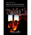 BAJO LA LUZ DE LA LAMPARA