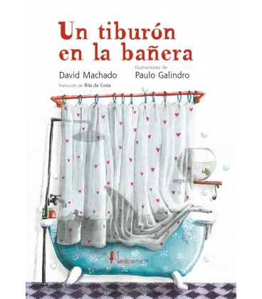 UN TIBURON EN LA BAÑERA