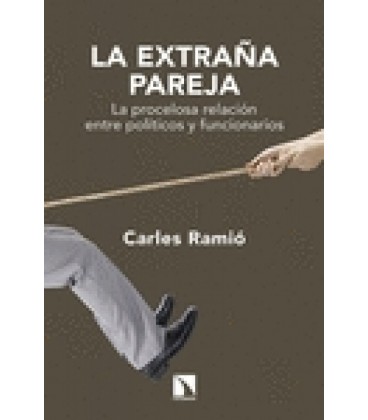 EXTRAÑA PAREJA