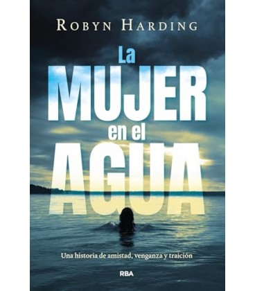 MUJER EN EL AGUA