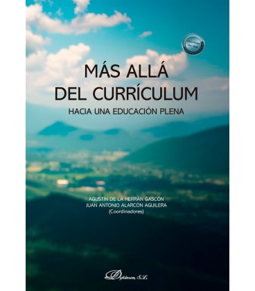 MAS ALLA DEL CURRICULUM: HACIA UNA EDUCACION PLENA