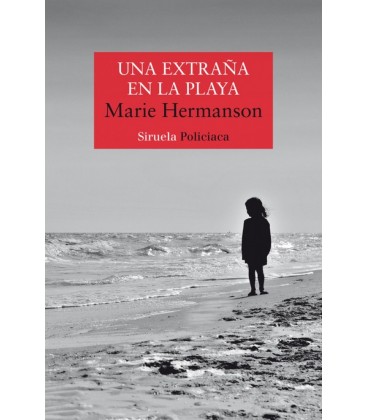 UNA EXTRAÑA EN LA PLAYA