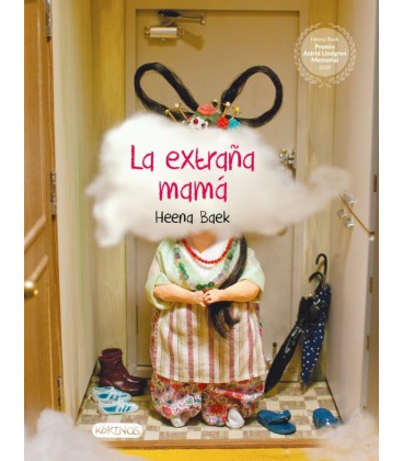 LA EXTRAÑA MAMA